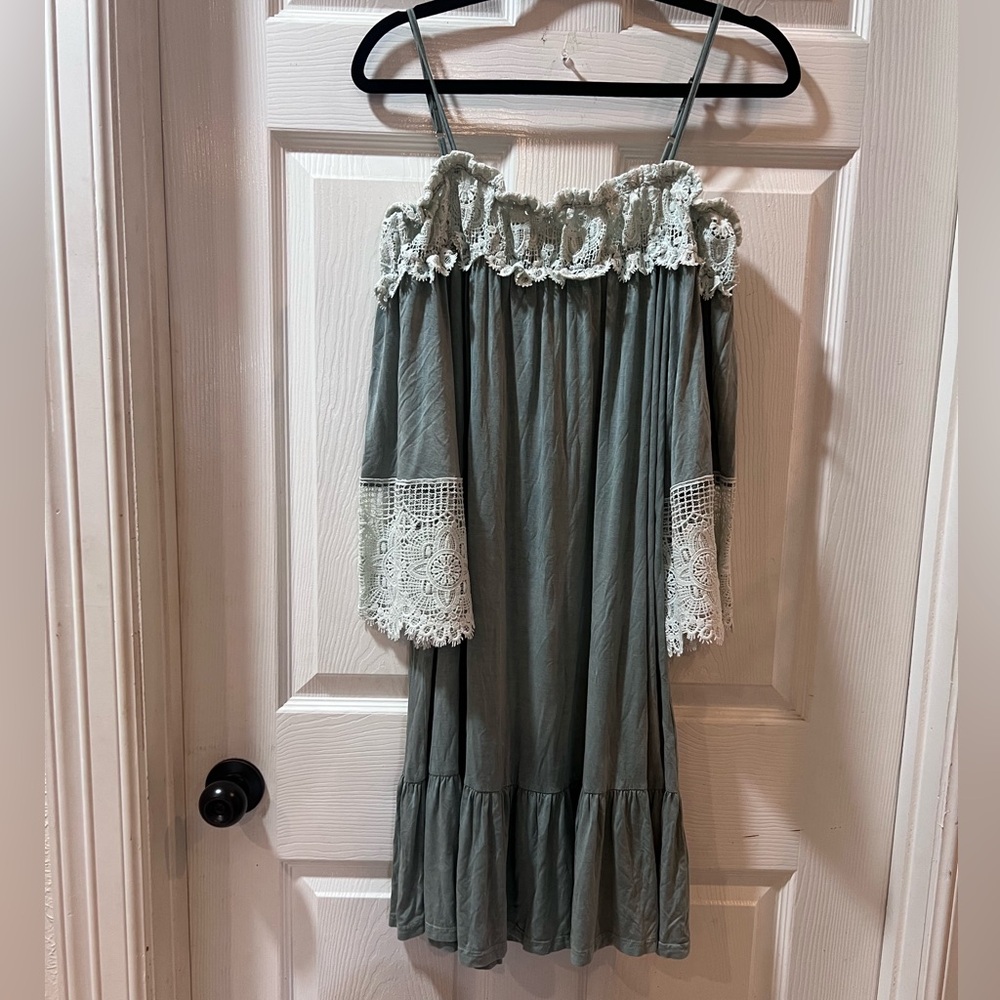 Easel Green Dress with Lace Detail